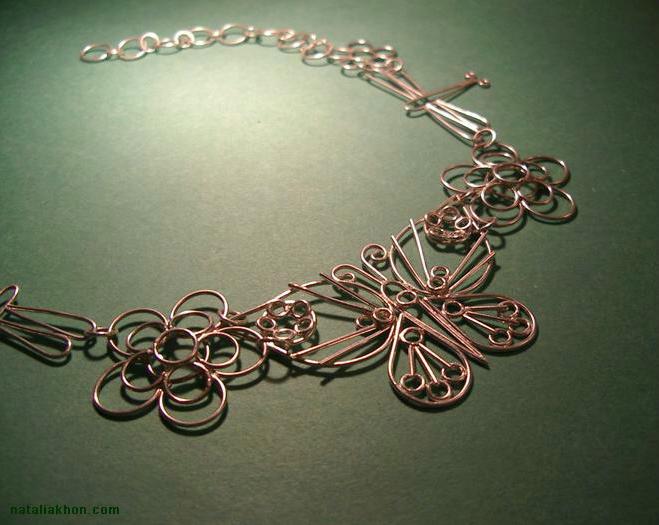 Silver wire necklace
